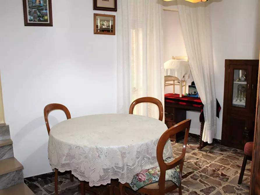 Immagine 4 di Casa indipendente in vendita  in Via Vittorio Veneto 81 a Carunchio