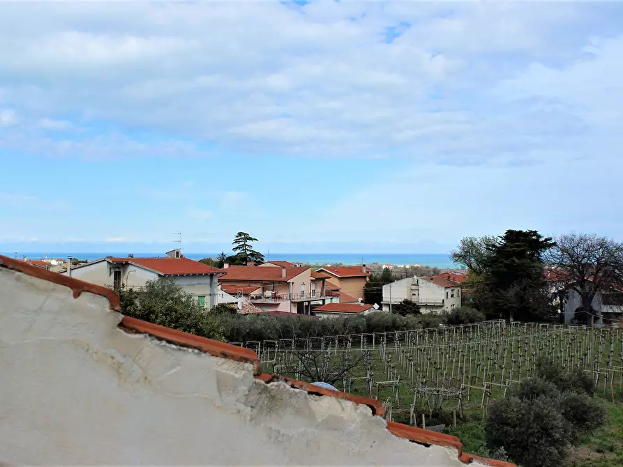 Immagine 21 di Appartamento in vendita  a Casalbordino