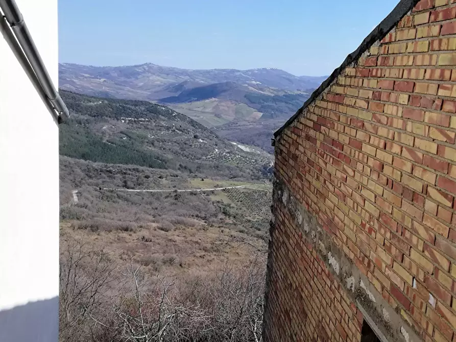Immagine 2 di Casa semindipendente in vendita  in via rione san vito 5/35 a Carunchio