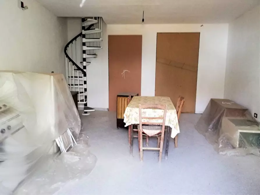 Immagine 3 di Casa semindipendente in vendita  in via rione san vito 5/35 a Carunchio