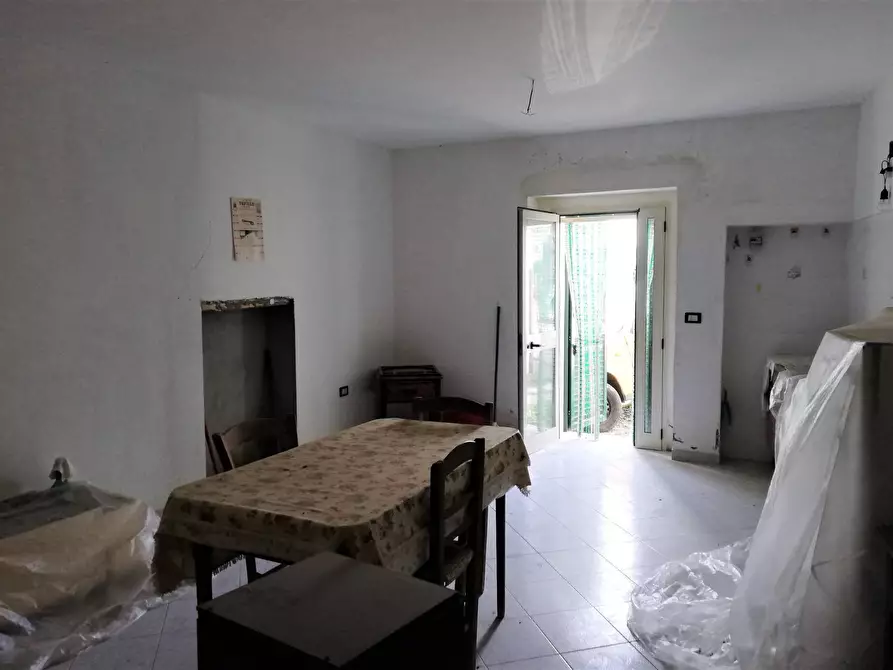 Immagine 5 di Casa semindipendente in vendita  in via rione san vito 5/35 a Carunchio