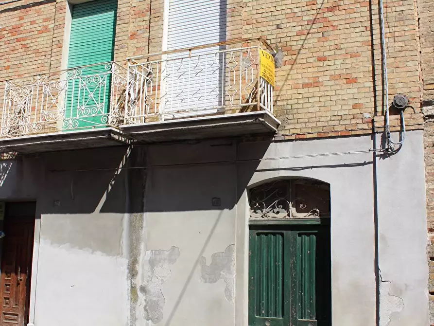 Immagine 1 di Casa indipendente in vendita  in Marruccina 60 a Cupello