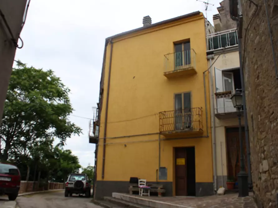 Immagine 1 di Casa semindipendente in vendita  in Casa del Beato Angelo 4 a Carunchio