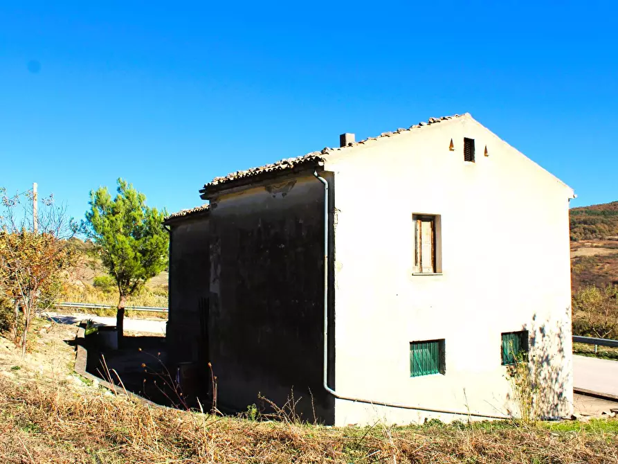 Immagine 12 di Rustico / casale in vendita  in Contrada Ciarioncia snc a Carunchio