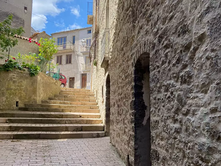 Immagine 38 di Casa semindipendente in vendita  in via Vittorio Veneto a Carunchio