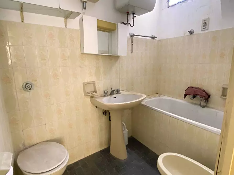 Immagine 12 di Casa semindipendente in vendita  in via Vittorio Veneto a Carunchio