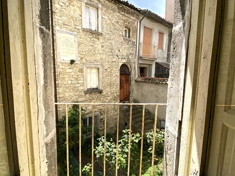 Immagine 13 di Casa semindipendente in vendita  in via Vittorio Veneto a Carunchio