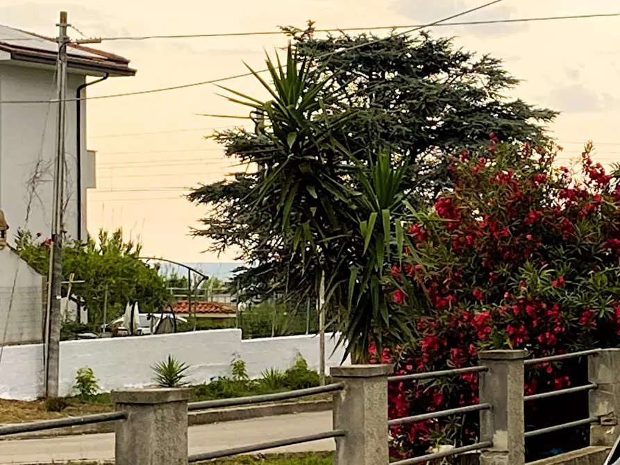 Immagine 20 di Appartamento in vendita  in Contrada Acqua Chiara 66 a Casalbordino