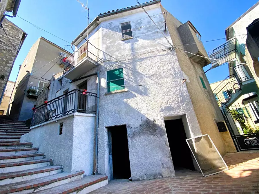 Immagine 25 di Casa semindipendente in vendita  in vico II San Nicola a Carunchio