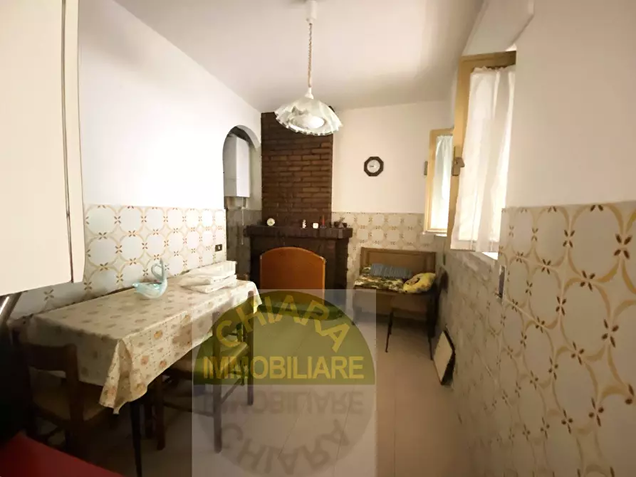 Immagine 2 di Casa semindipendente in vendita  in Via Cesare Battisti 23 a Carunchio