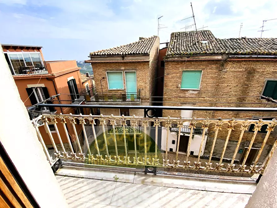 Immagine 5 di Casa semindipendente in vendita  in Via Giovannella del Borgo a Carunchio