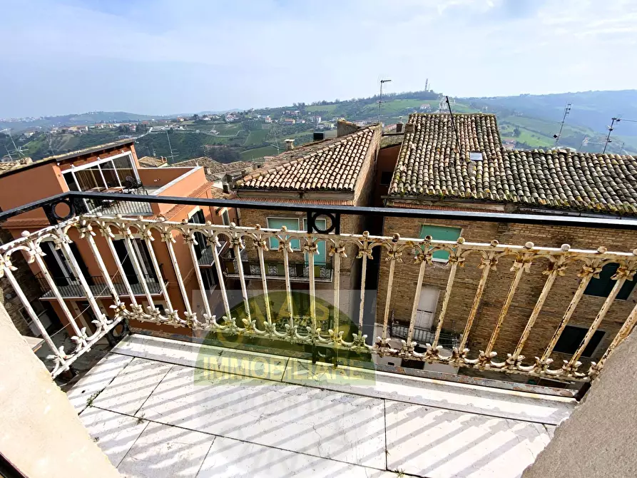 Immagine 15 di Casa semindipendente in vendita  in Via Giovannella del Borgo a Carunchio