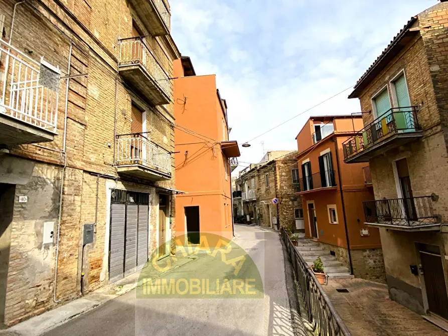 Immagine 26 di Casa semindipendente in vendita  in Via Giovannella del Borgo a Carunchio