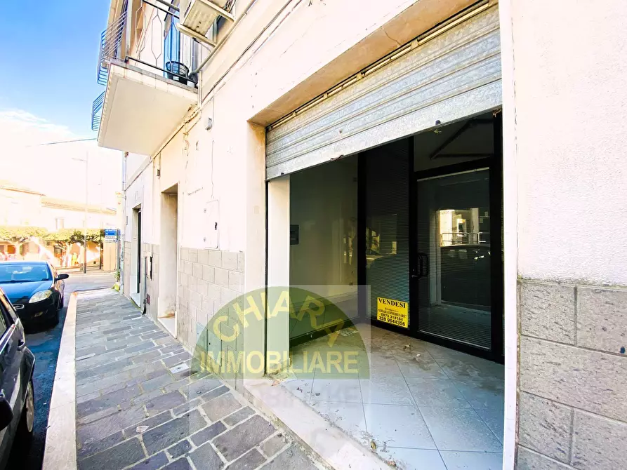 Immagine 9 di Locale commerciale in vendita  in Corso Duca degli Abruzzi 5 a Cupello