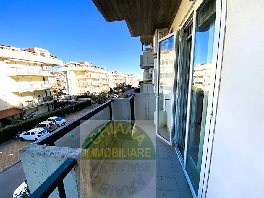 Immagine 9 di Appartamento in vendita  in SS 16 sud 86 a Vasto