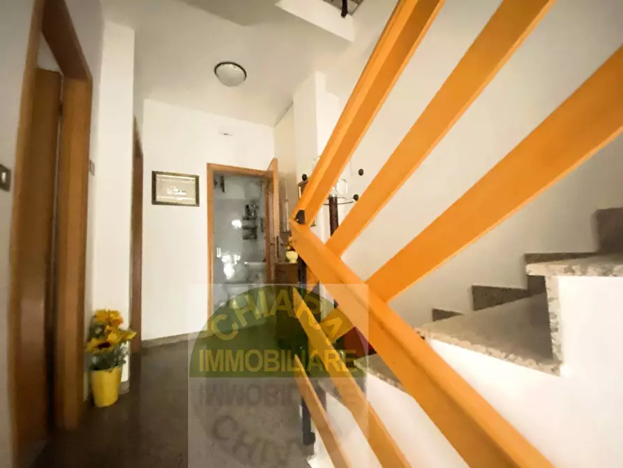 Immagine 10 di Casa semindipendente in vendita  in via Roma 11 a Carunchio