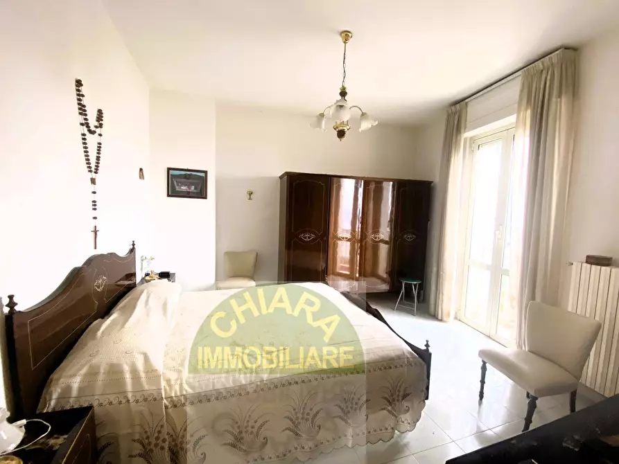 Immagine 11 di Casa semindipendente in vendita  in via Roma 11 a Carunchio