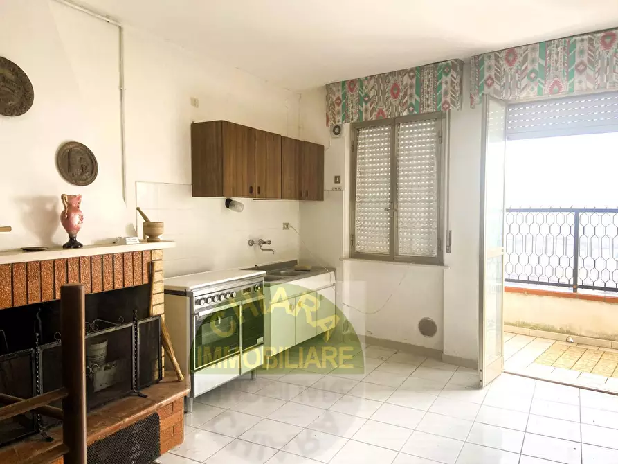 Immagine 22 di Casa semindipendente in vendita  in via Roma 11 a Carunchio