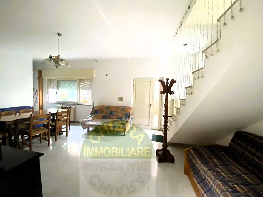 Immagine 2 di Casa semindipendente in vendita  in via Vittorio veneto a Cupello