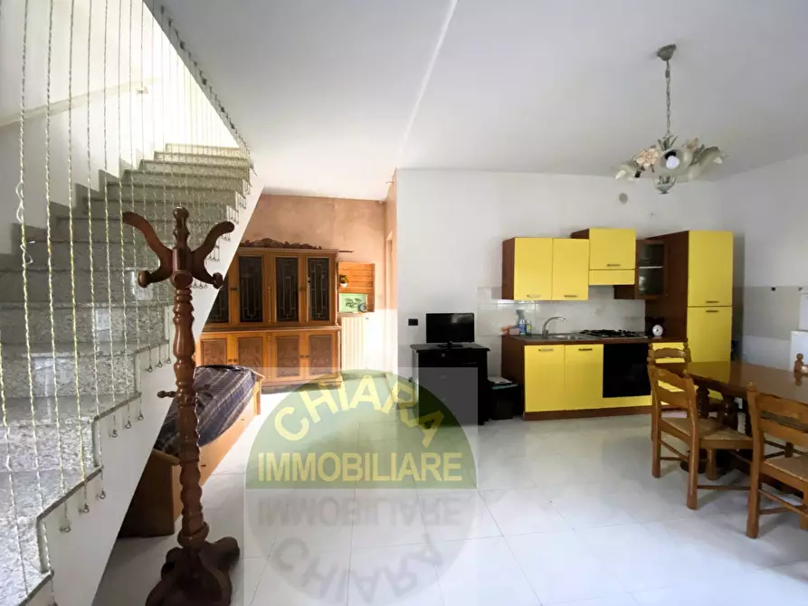 Immagine 1 di Casa semindipendente in vendita  in via Vittorio veneto a Cupello