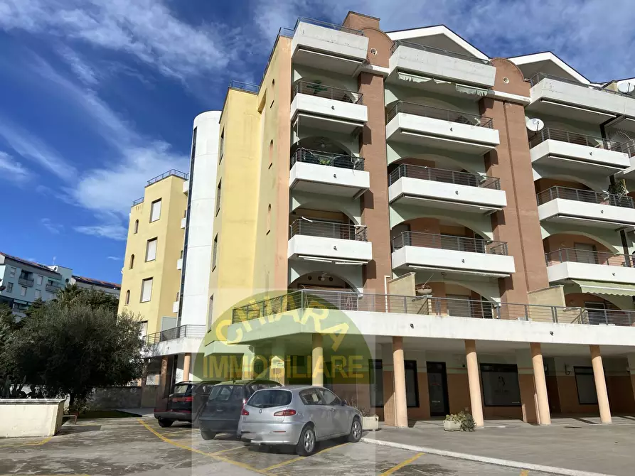 Immagine 24 di Appartamento in vendita  in Via Martiri Istriani a Vasto