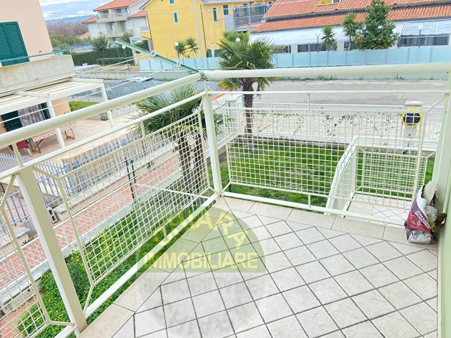 Immagine 11 di Appartamento in vendita  in c.da Padula SNC a Montenero Di Bisaccia