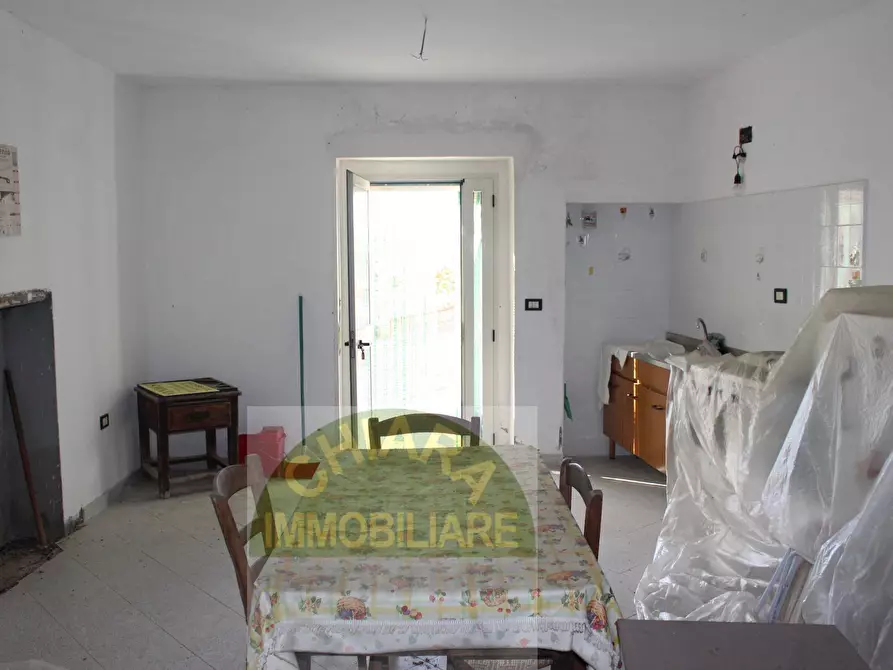 Immagine 2 di Casa semindipendente in vendita  in via Rione San Vito 5/35 a Carunchio