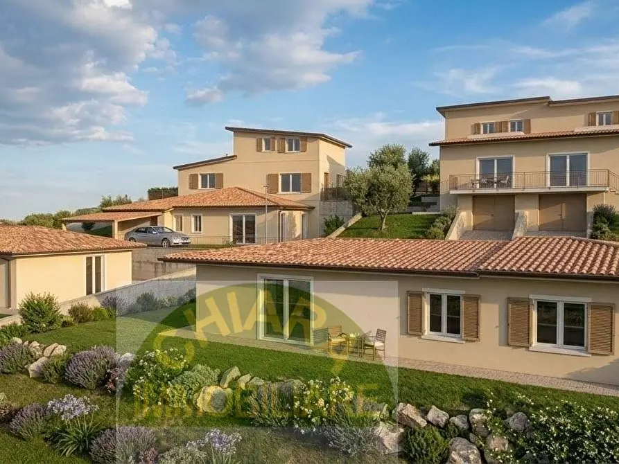 Immagine 2 di Villa in vendita  in Via Marruccina a Cupello