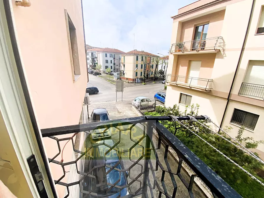 Immagine 27 di Appartamento in vendita  in Via Ciccarone a Vasto