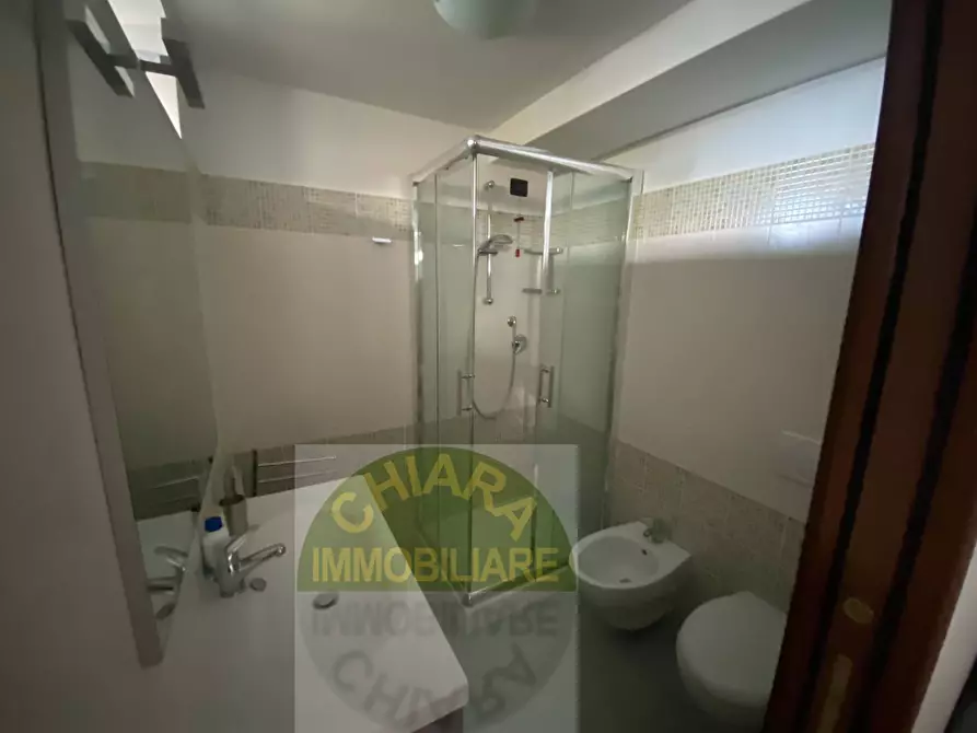 Immagine 13 di Villa in vendita  in Roma 21-2 a Carunchio