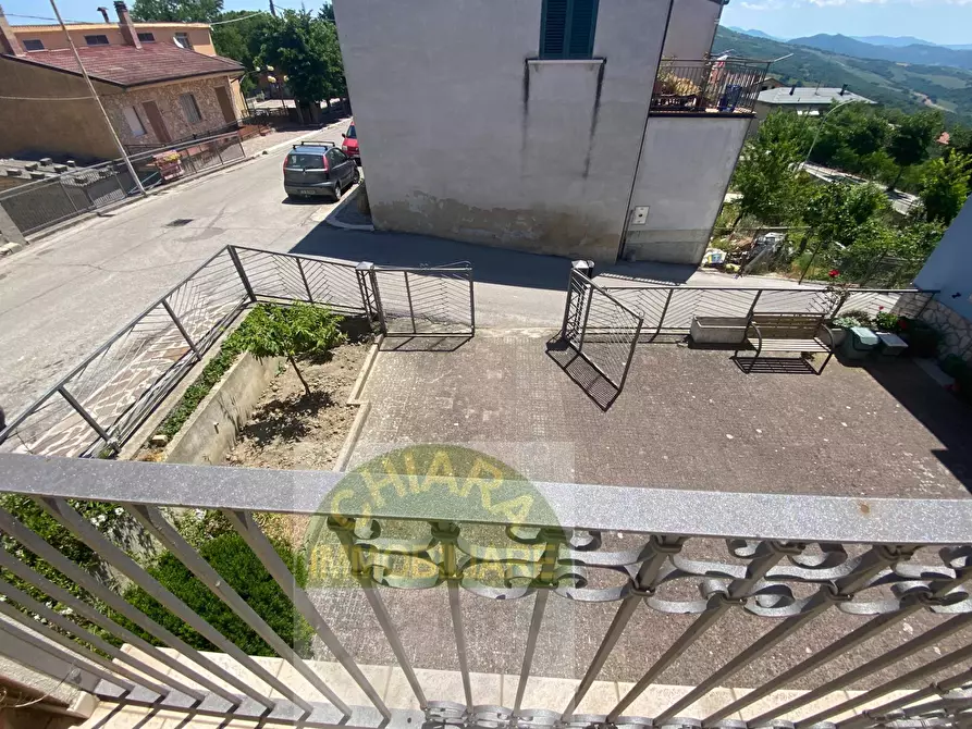 Immagine 13 di Casa semindipendente in vendita  in via San Rocco 20 a Carunchio