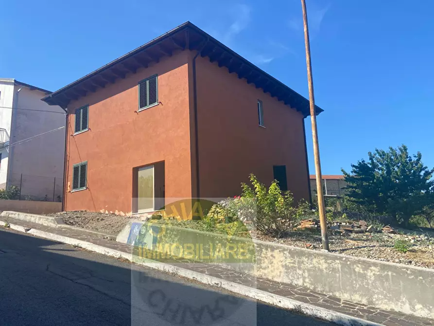 Immagine 39 di Villa in vendita  in via Vicenne II 11 a Carunchio
