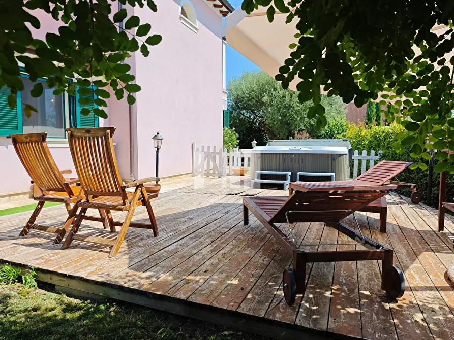 Immagine 8 di Villa in vendita  in Via Massimo D'Antona 13 a Mosciano Sant'angelo
