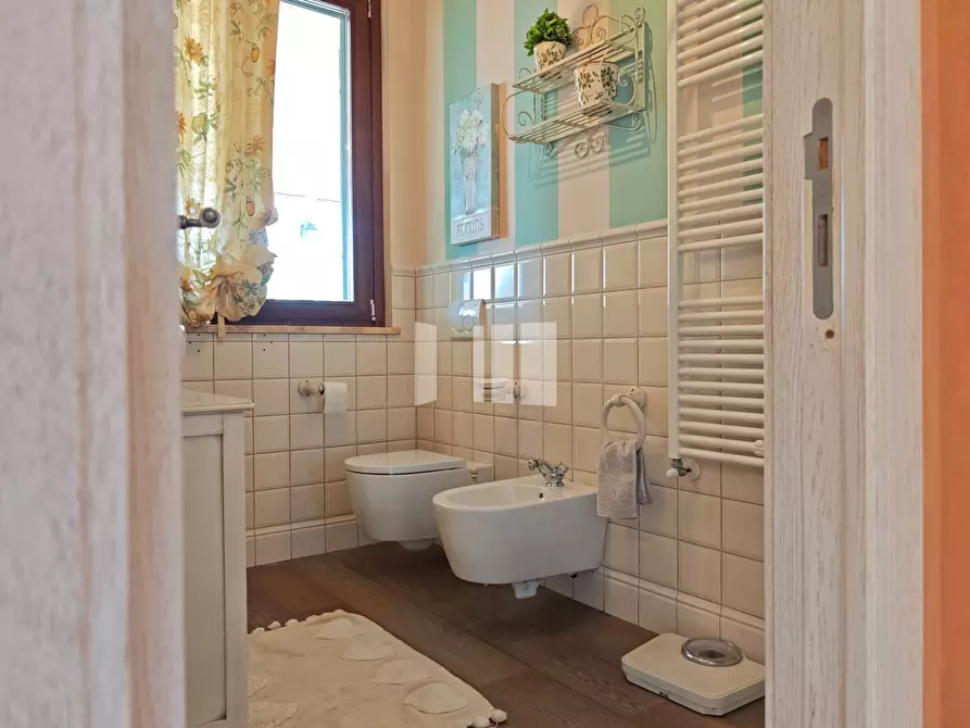 Immagine 36 di Villa in vendita  in Via Massimo D'Antona 13 a Mosciano Sant'angelo