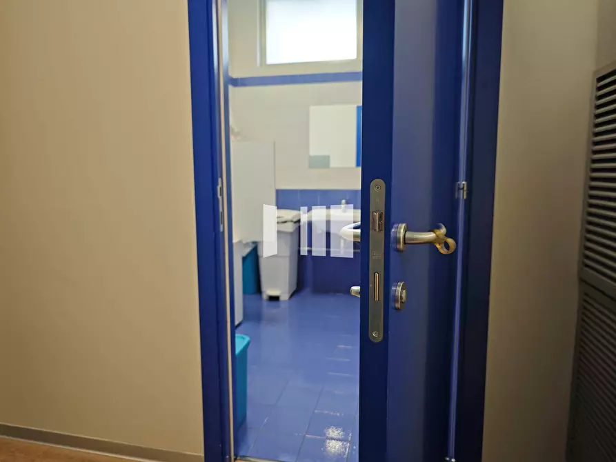 Immagine 21 di Ufficio in vendita  in Via Ippolito Nievo 37 a Giulianova