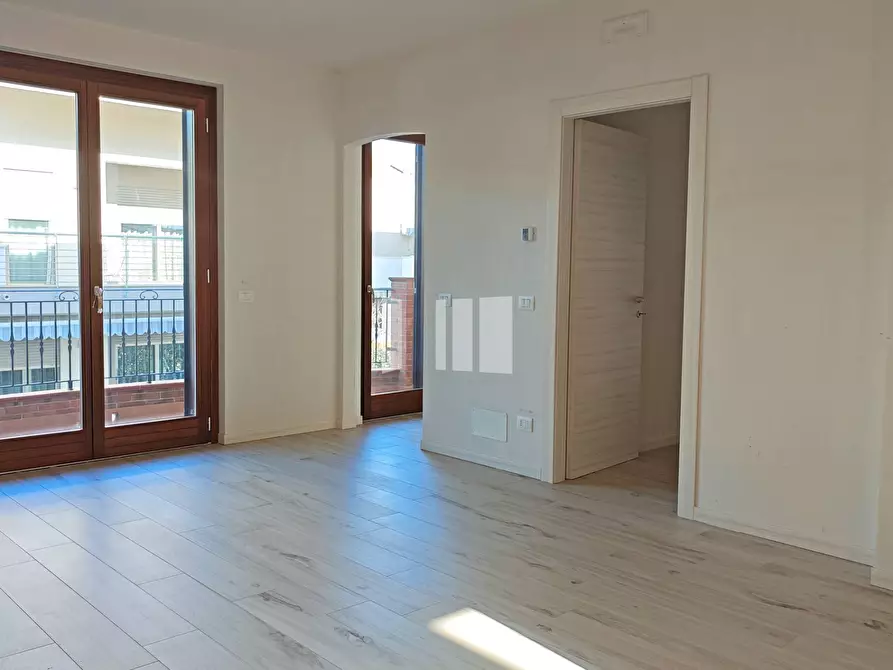 Immagine 1 di Appartamento in vendita  in Viale dei Pini 3 a Giulianova