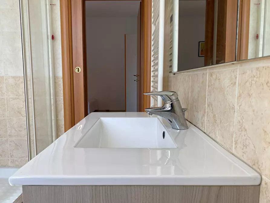 Immagine 14 di Appartamento in affitto  in Via Moranino 4 a Giulianova