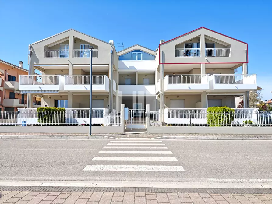 Immagine 27 di Attico in vendita  in Lungomare Rodi 32 a Giulianova
