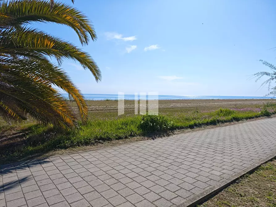 Immagine 29 di Attico in vendita  in Lungomare Rodi 32 a Giulianova