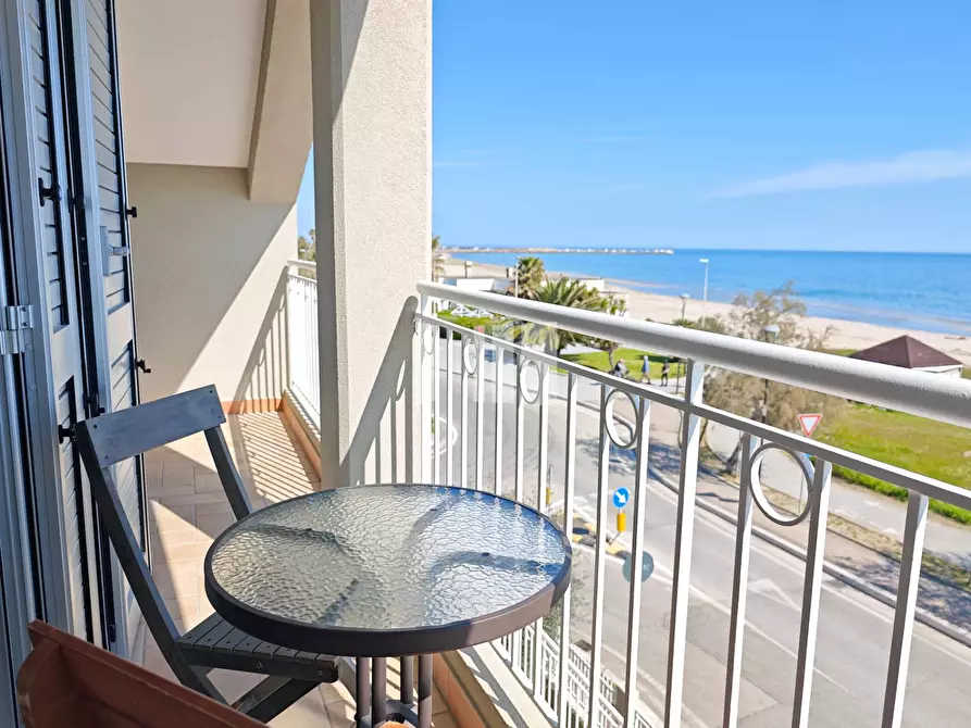 Immagine 6 di Attico in vendita  in Lungomare Rodi 32 a Giulianova