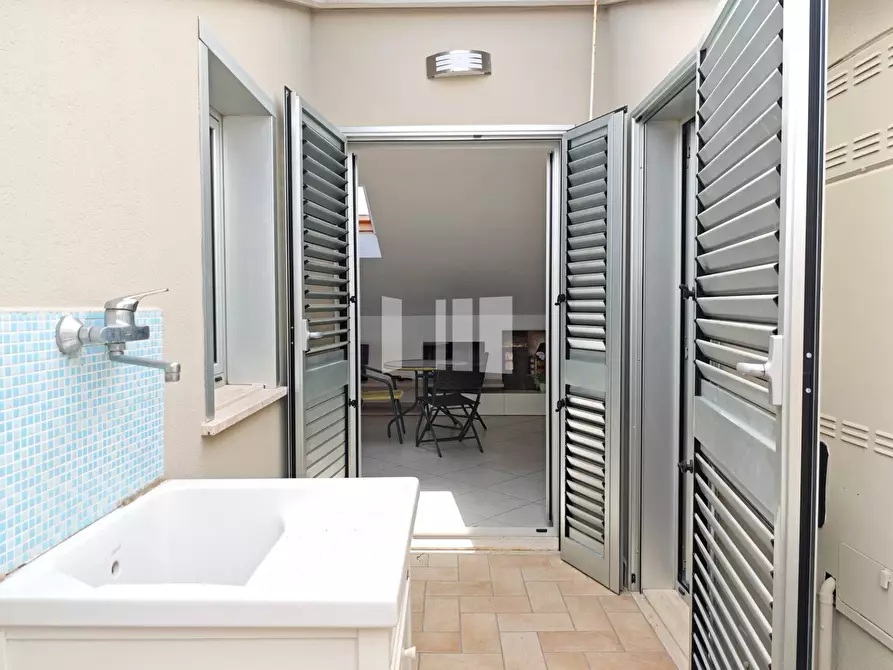 Immagine 25 di Attico in vendita  in Lungomare Rodi 32 a Giulianova