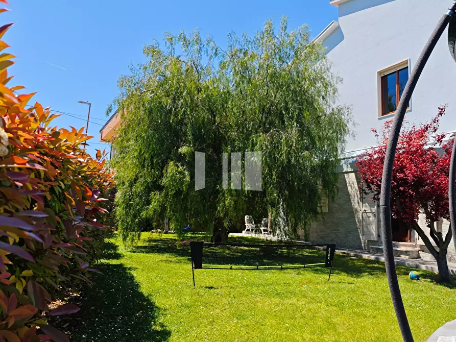 Immagine 27 di Villa in vendita  in Via Vittorio Alfieri 12 a Giulianova