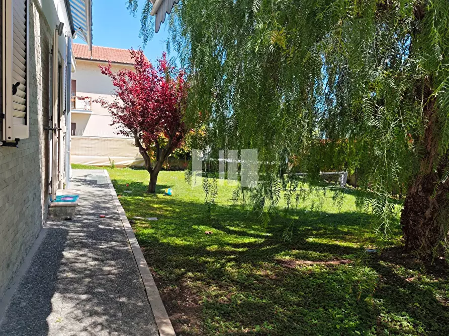Immagine 29 di Villa in vendita  in Via Vittorio Alfieri 12 a Giulianova