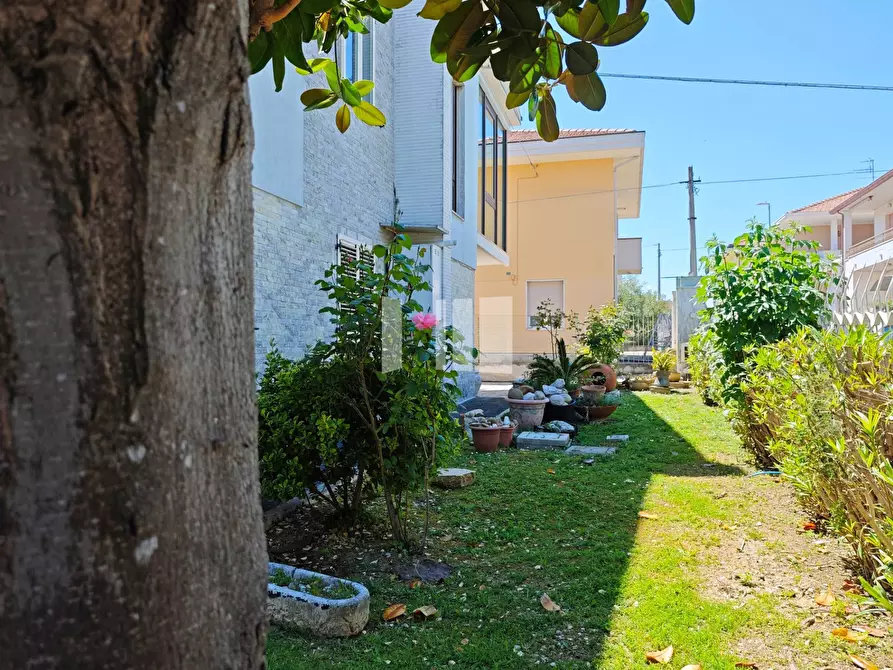 Immagine 32 di Villa in vendita  in Via Vittorio Alfieri 12 a Giulianova