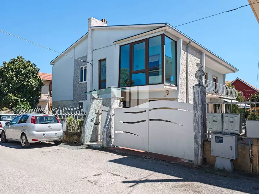 Immagine 44 di Villa in vendita  in Via Vittorio Alfieri 12 a Giulianova