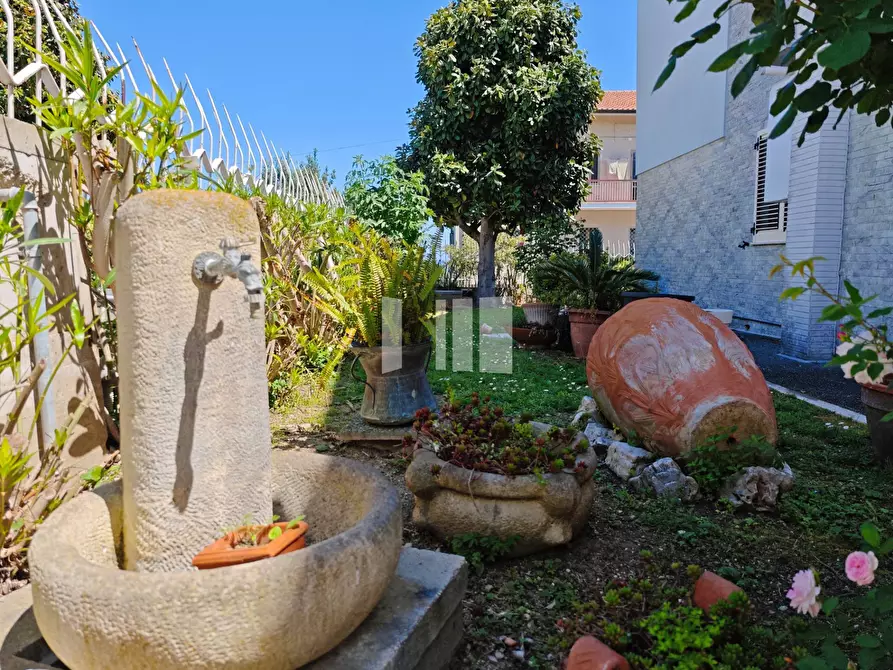 Immagine 33 di Villa in vendita  in Via Vittorio Alfieri 12 a Giulianova