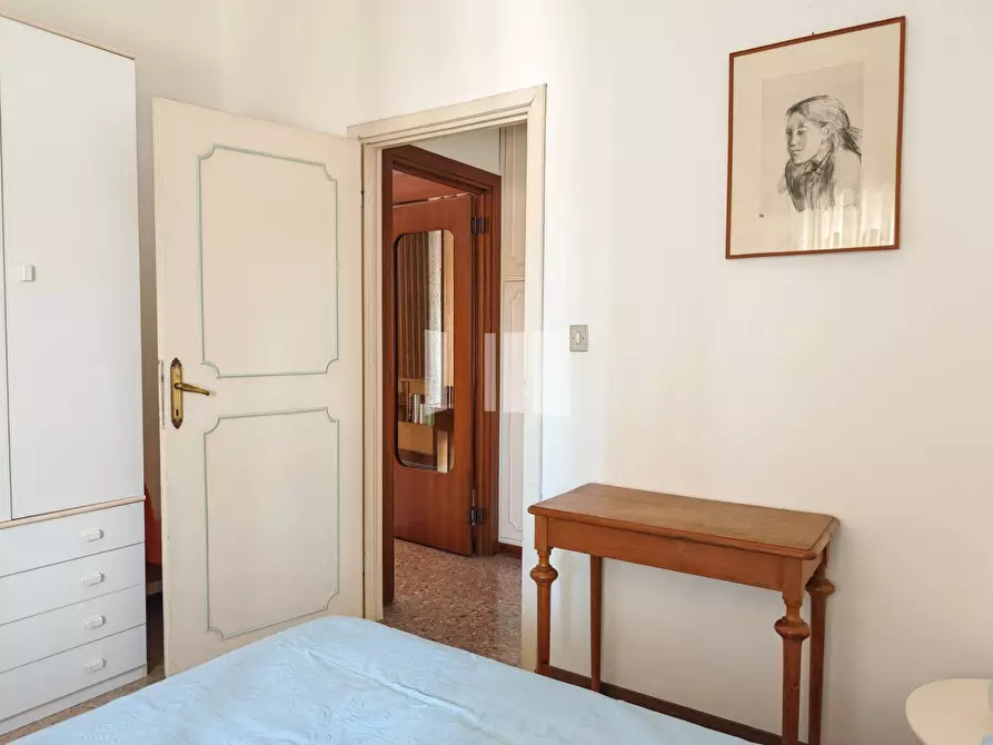 Immagine 15 di Appartamento in vendita  in CORSO CARLO DE MICHETTI 20 a Teramo