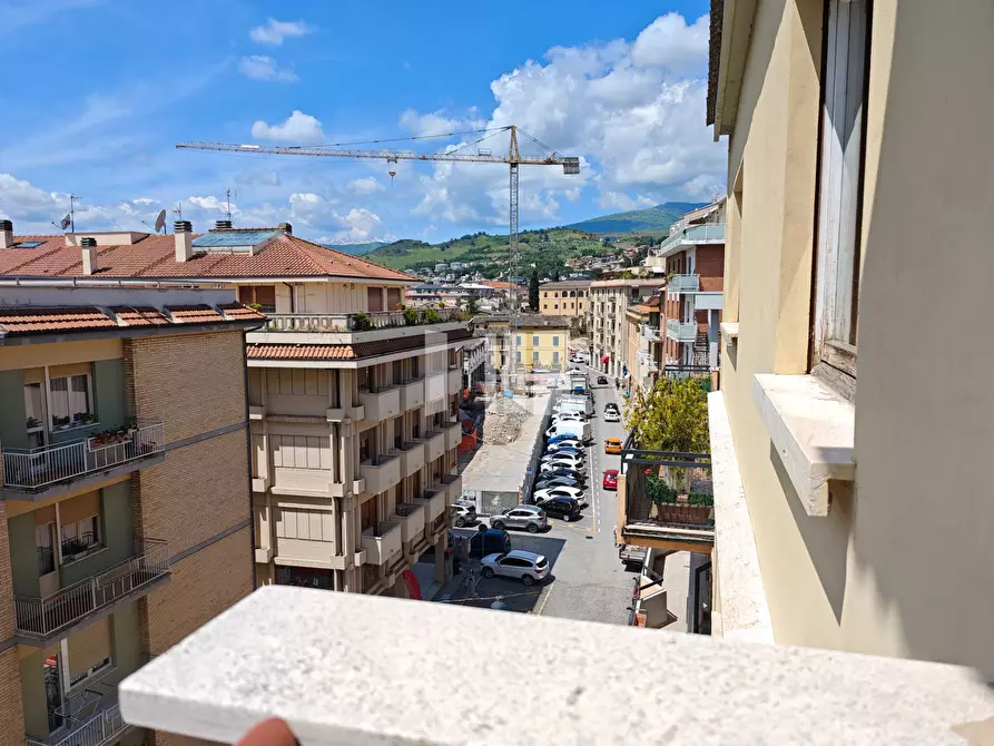 Immagine 4 di Appartamento in vendita  in CORSO CARLO DE MICHETTI 20 a Teramo