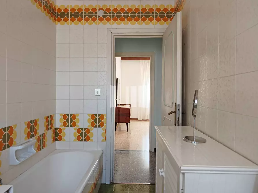 Immagine 17 di Appartamento in vendita  in CORSO CARLO DE MICHETTI 20 a Teramo