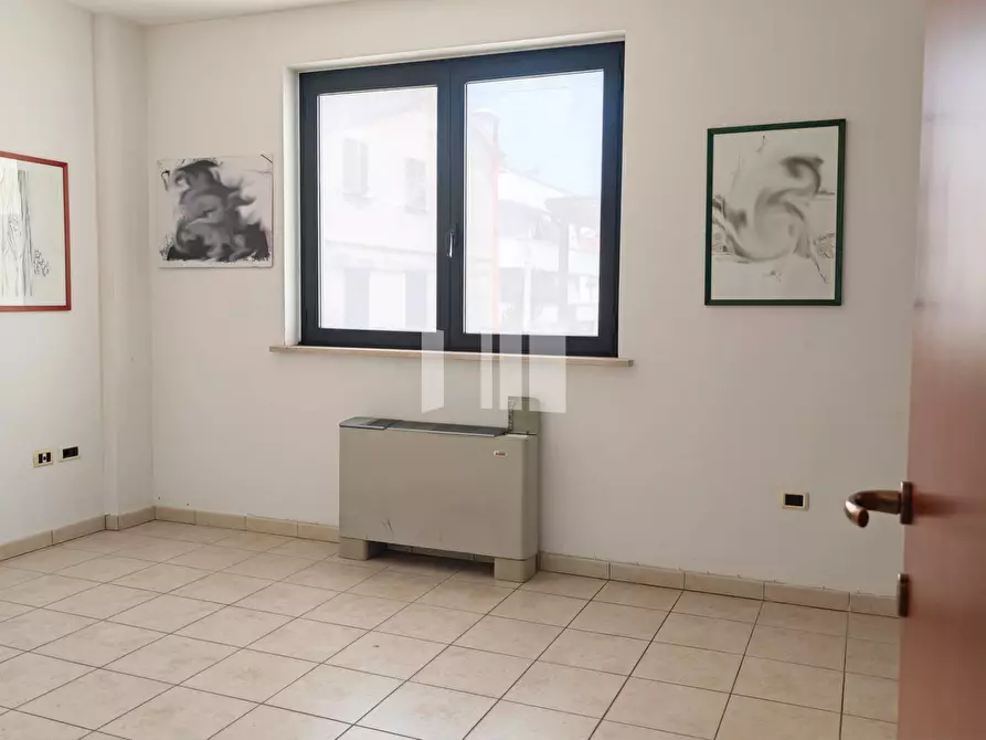 Immagine 19 di Ufficio in affitto  in Via Monte Zebio 1 a Giulianova